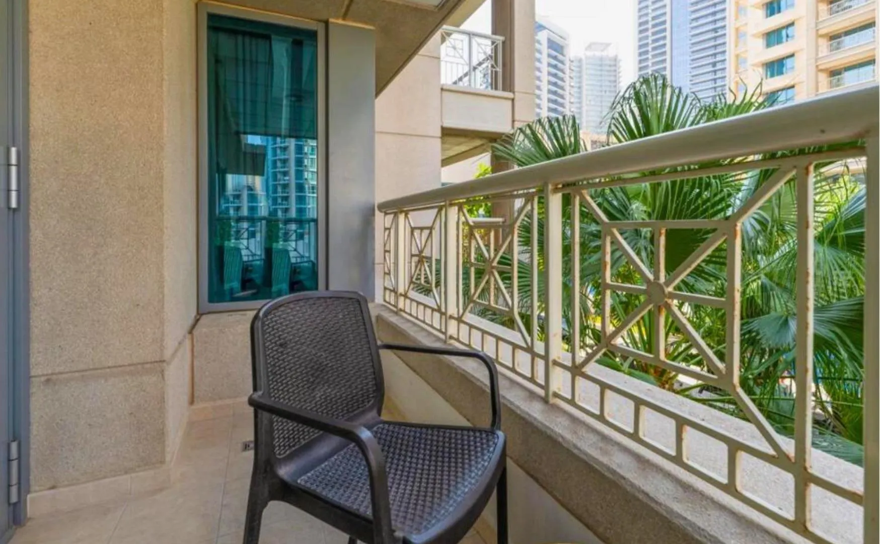 2Br Apartment Partial Burj Khalifa & Pool View In 29 Boulevard دبي